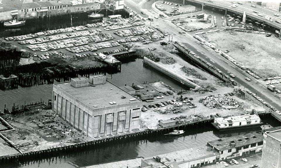 Boston Aquarium during construction